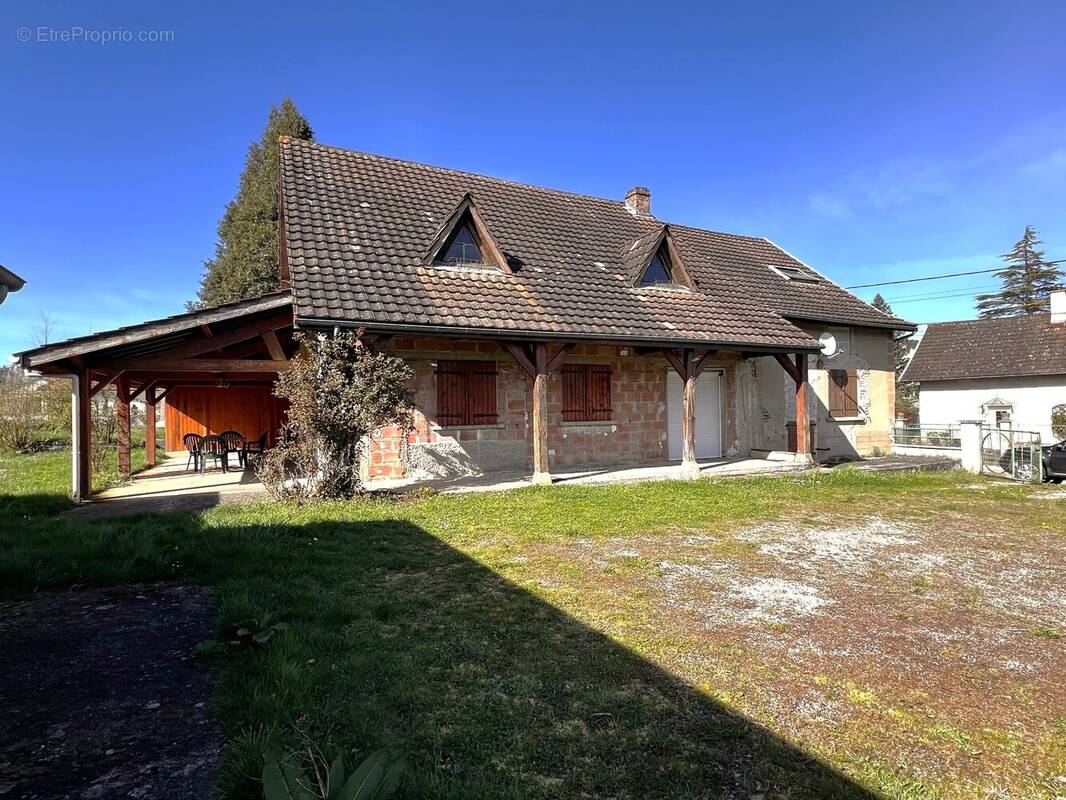 Maison à CHARREY-SUR-SAONE