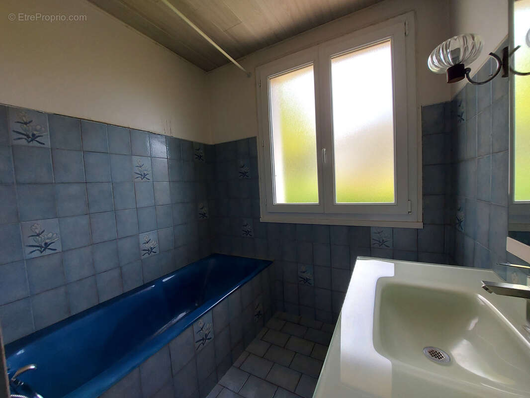 Maison à SAINT-MAMET-LA-SALVETAT