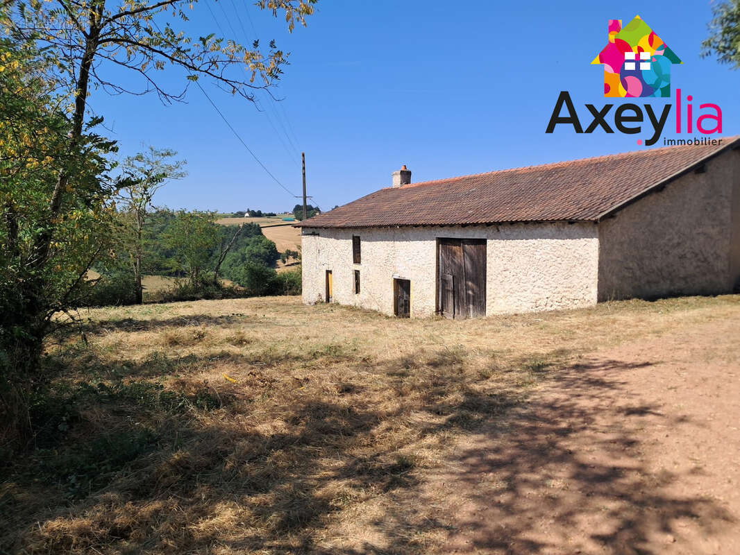 Maison à PERREUX