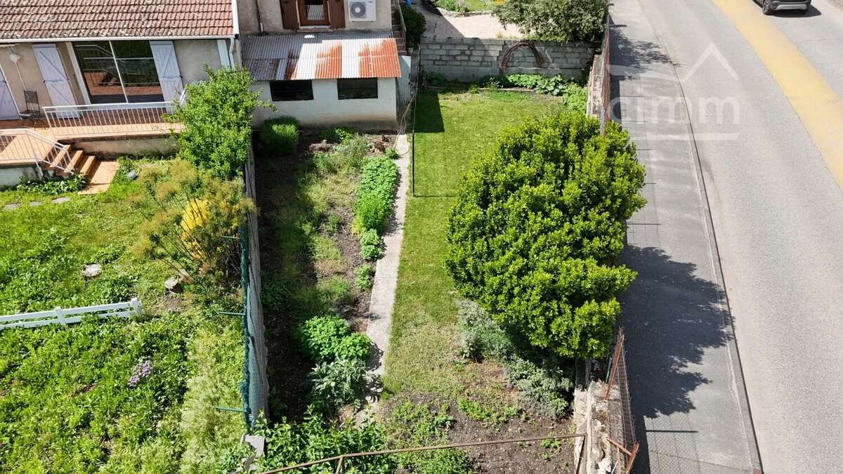 Maison à PEYRAUD
