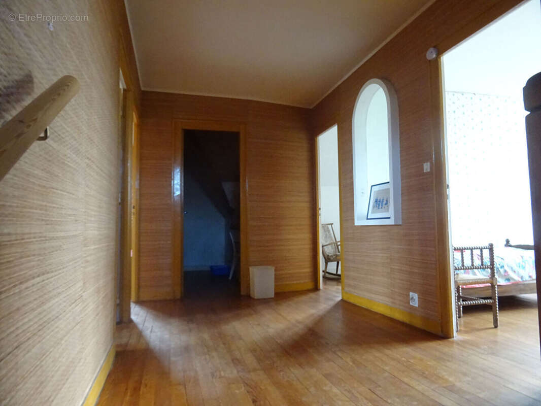 Maison à PLOUGUERNEAU