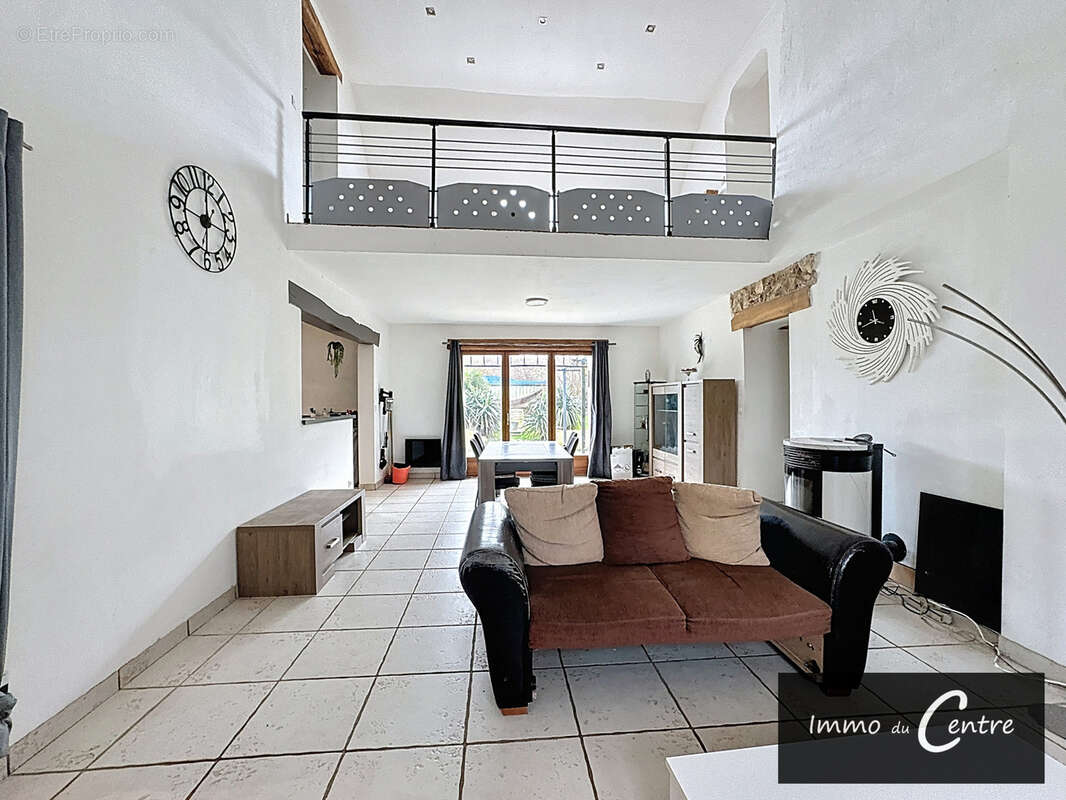 Maison à MONTMIRAIL