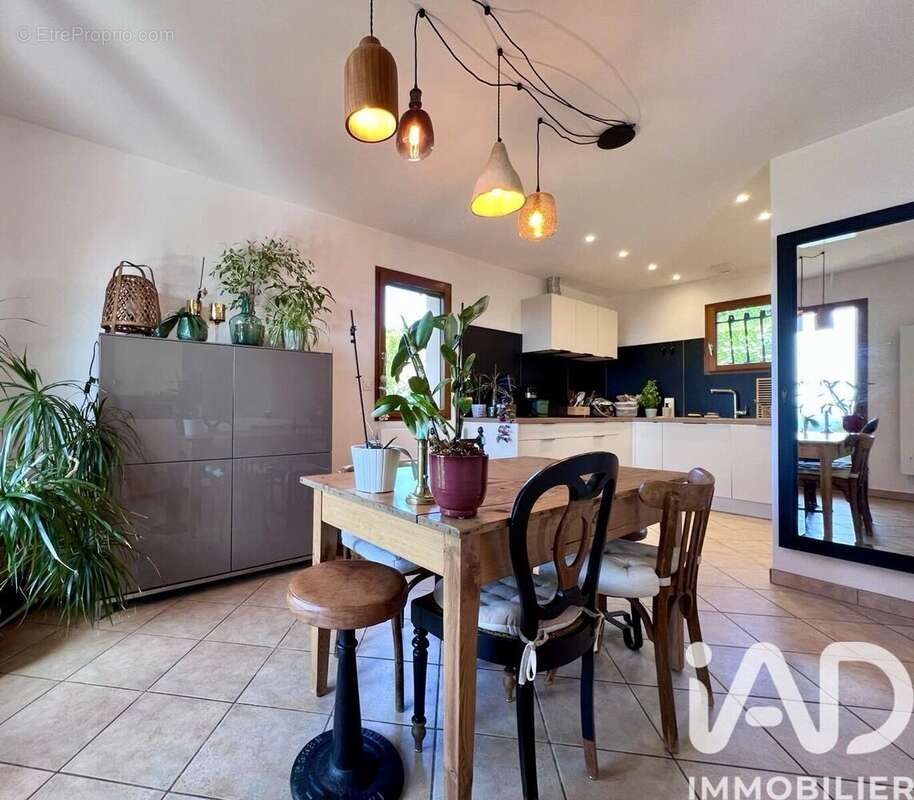 Maison 123 m² à Planzolles  - photo 6