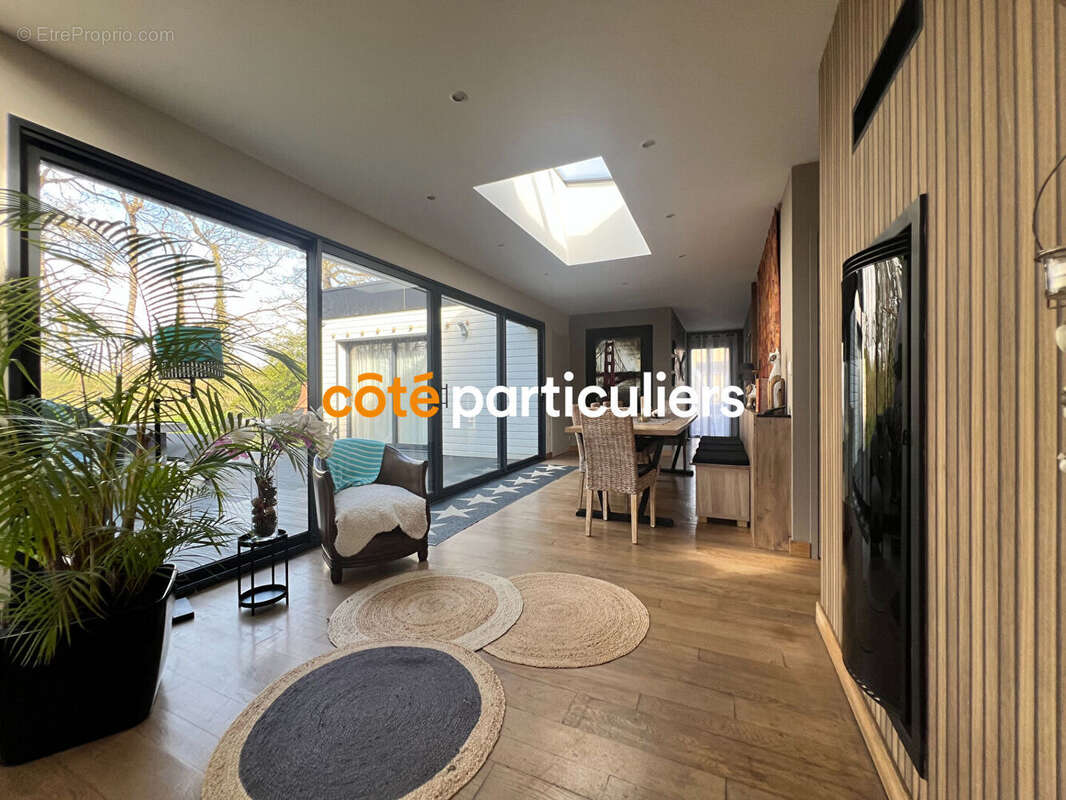 Maison et Gîte Mesnil Roc'H 7 pièces 205 m2 - photo 12