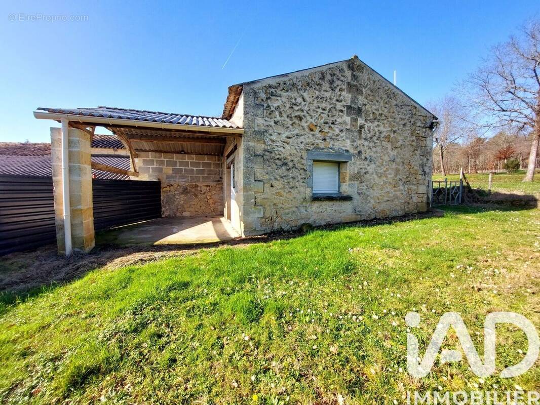 Photo 1 - Maison à LES SALLES-DE-CASTILLON