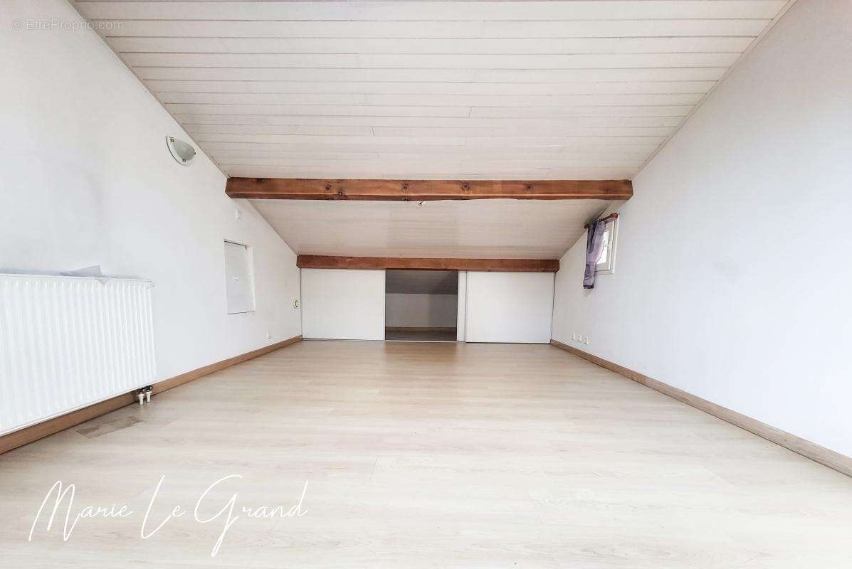 Maison 116 m² à Castres  - photo 13