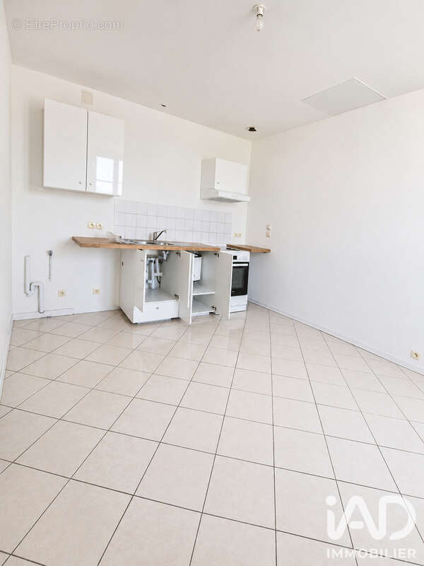 Appartement 76 m² à Meillac  - photo 4