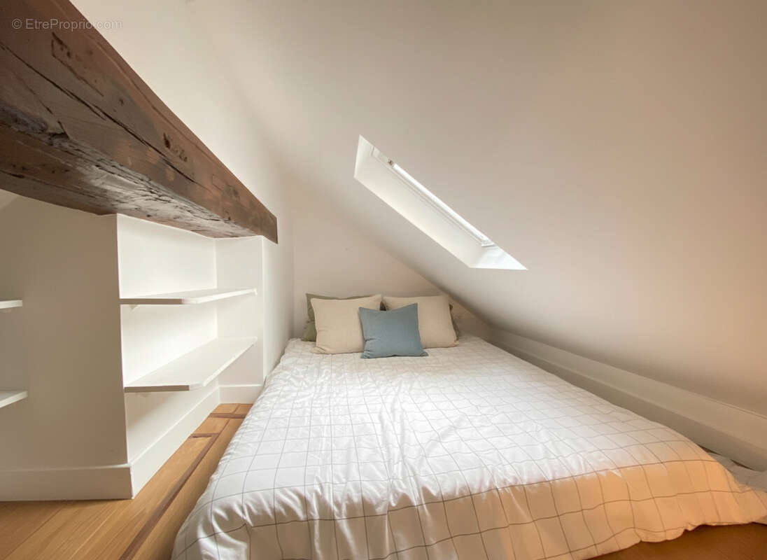 Appartement à PARIS-19E