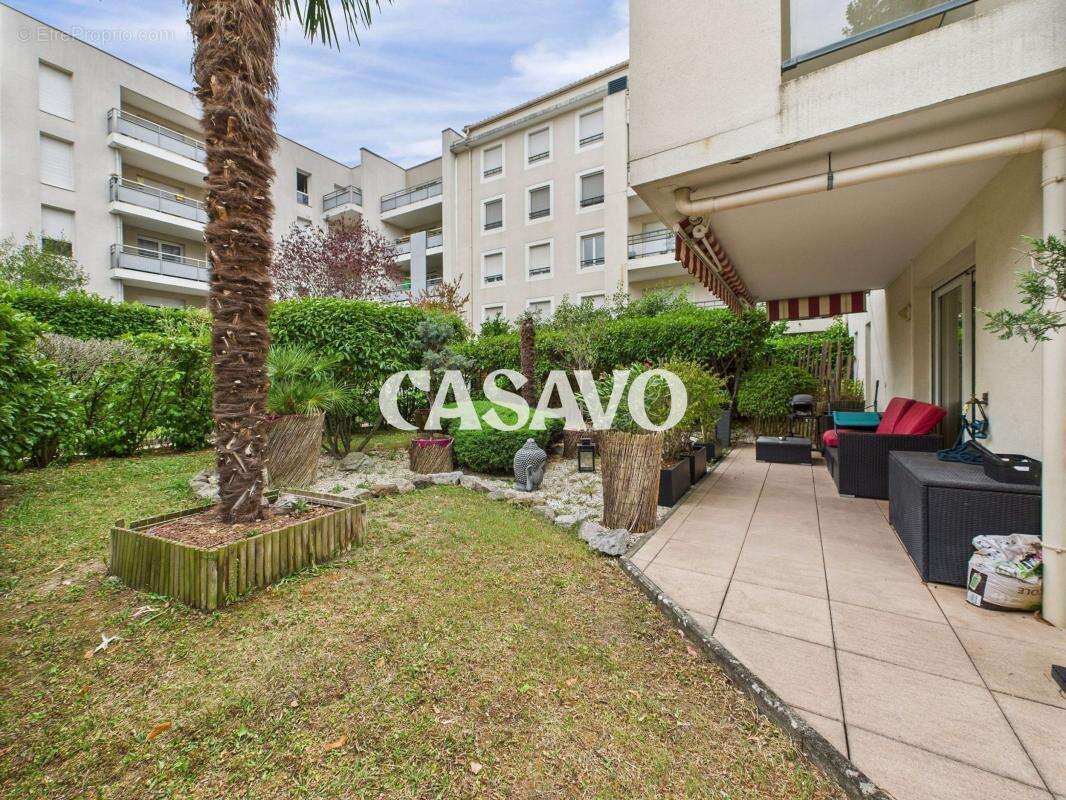 Appartement à DECINES-CHARPIEU