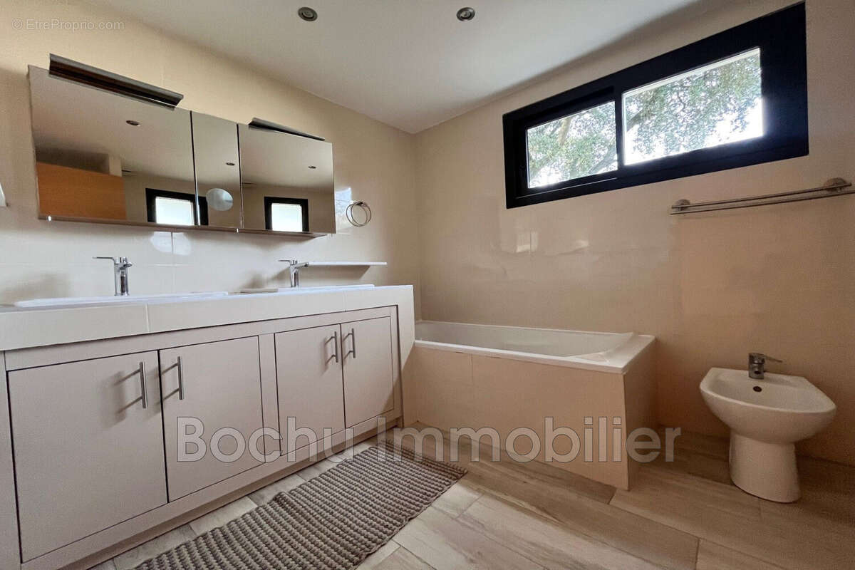 Maison à CASTELNAU-LE-LEZ