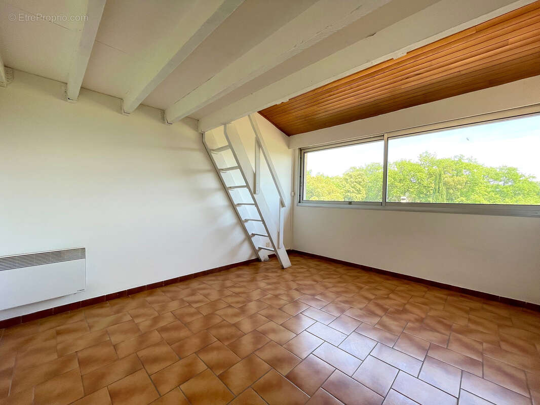 Appartement à VAISON-LA-ROMAINE