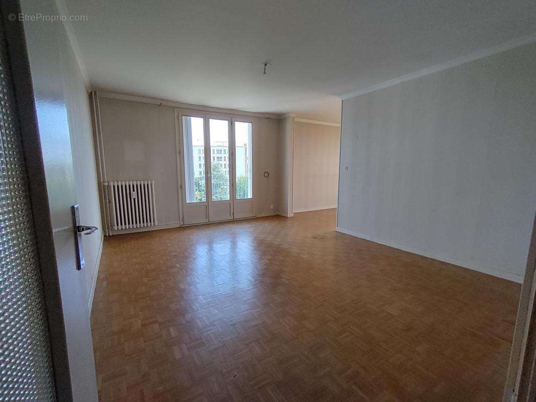 Appartement à COMPIEGNE