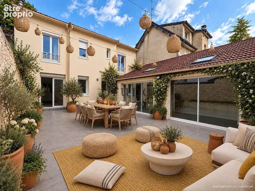 Photo Maison à Saint-Maur-Des-Fosses au prix de 897 500€