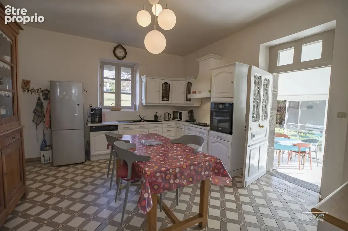 Maison de caractère avec dépendance - photo 4