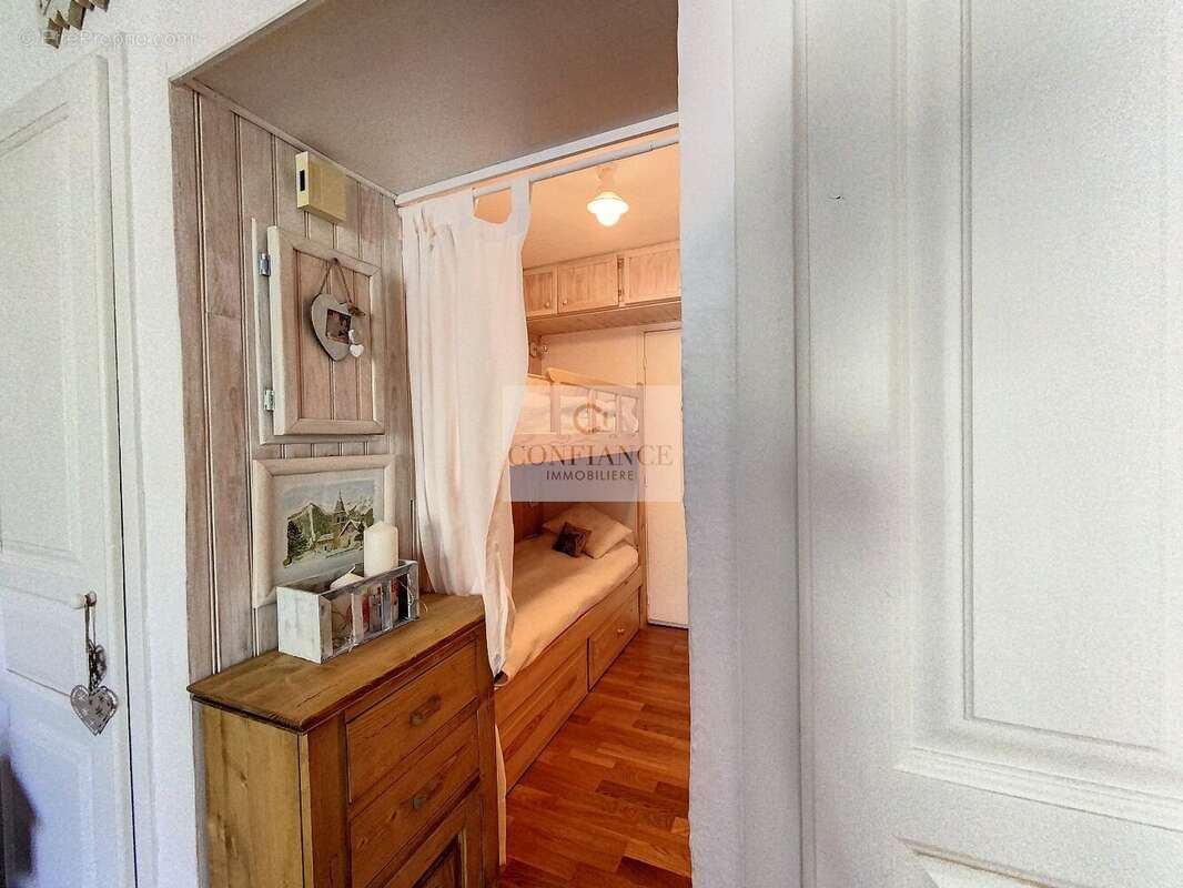 Appartement à SAINT-ETIENNE-DE-TINEE