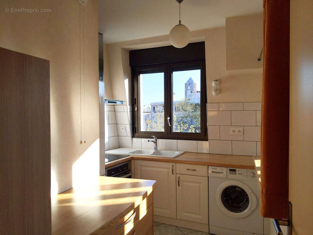 Appartement à LYON-7E