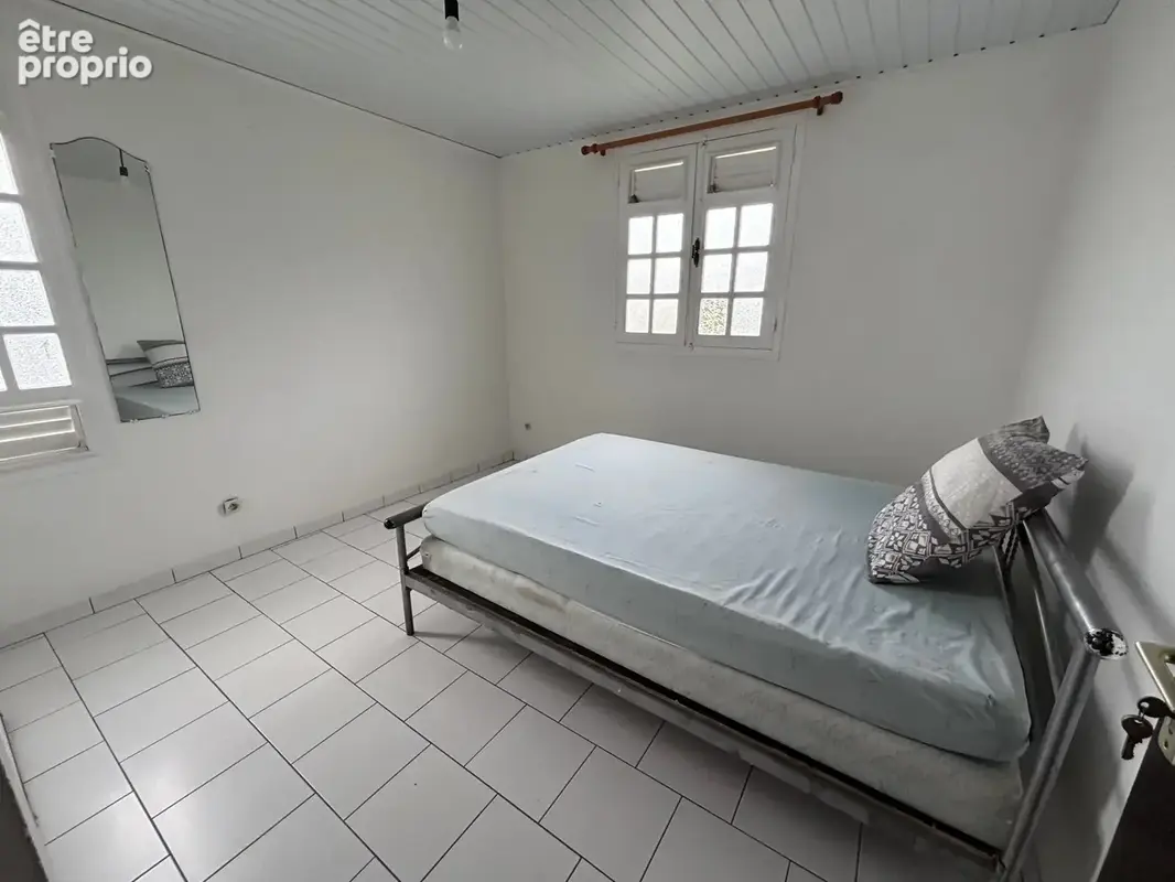Sainte-anne :  maison t4 + t3 + t1 - photo 11