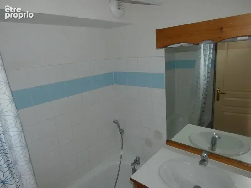 Appartement 35 m² à La Cluse  - photo 8