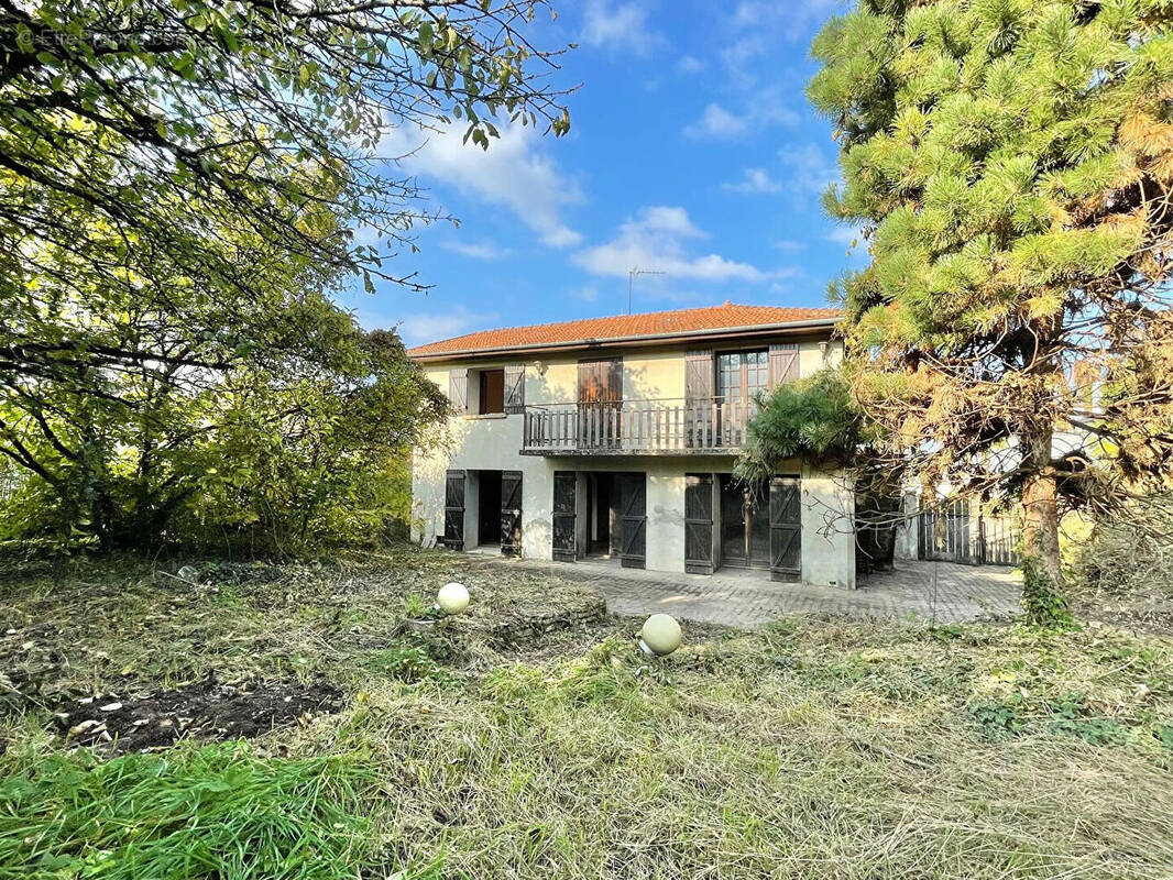 Maison à BOURGOIN-JALLIEU