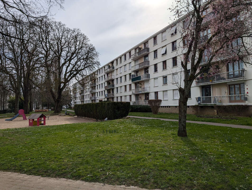 Appartement à ABLON-SUR-SEINE