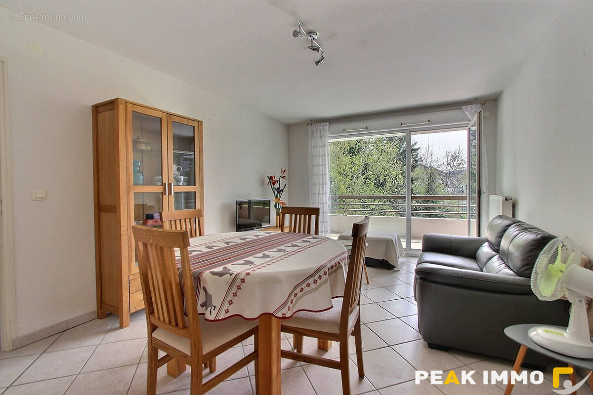 Appartement à LA BALME-DE-SILLINGY