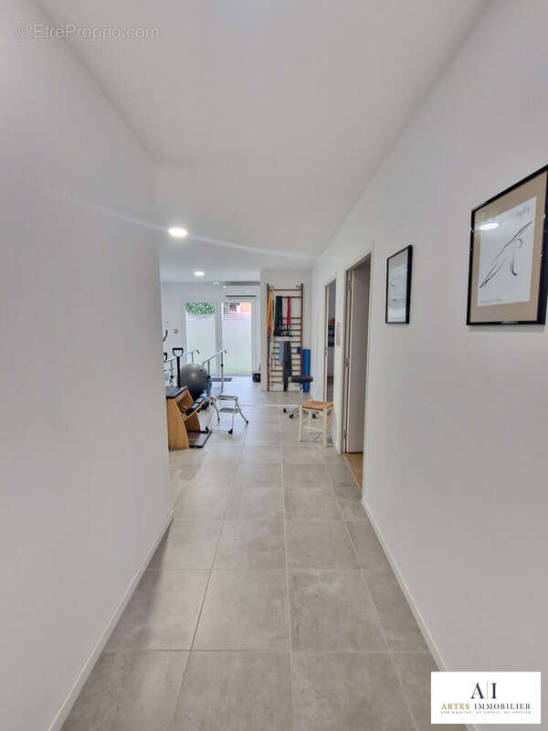 Commerce à SAULCE-SUR-RHONE