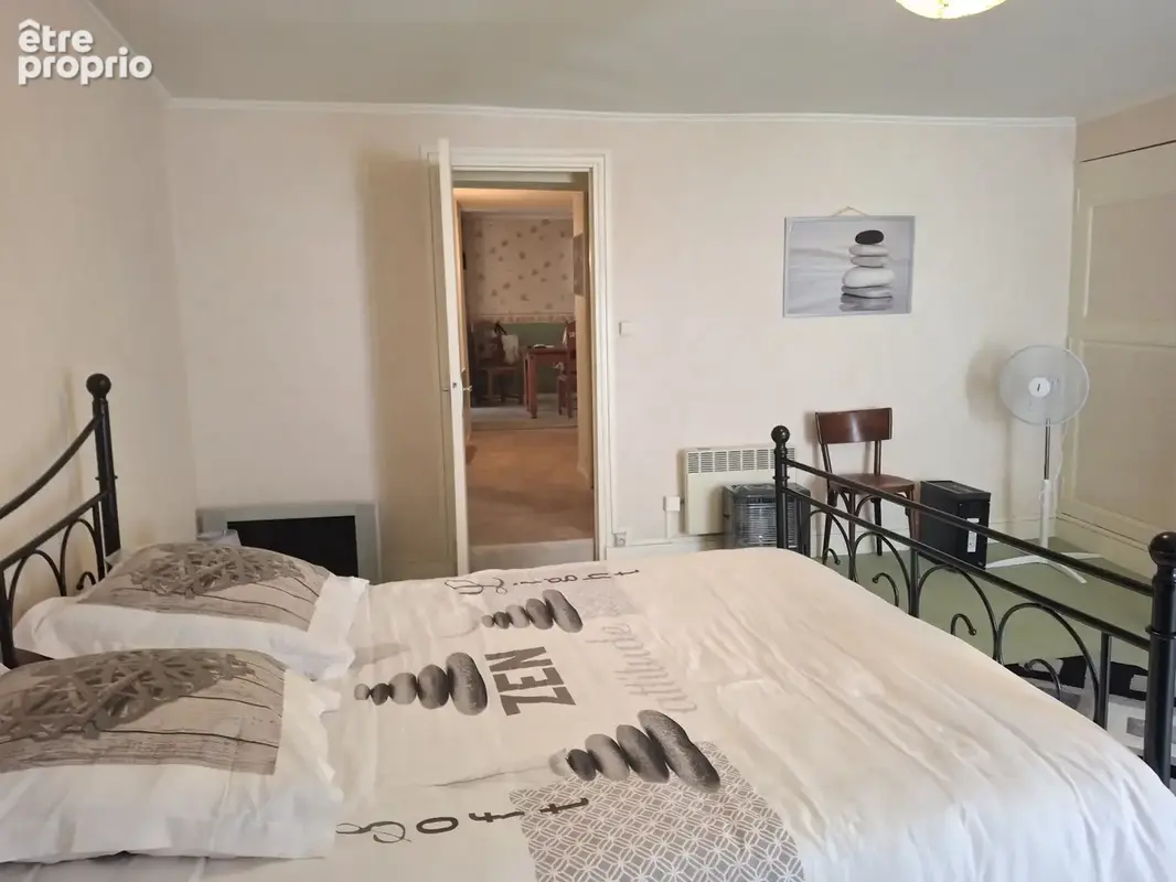 Special investisseur : appartement et garage bourgueil centre avec locataire. - photo 12