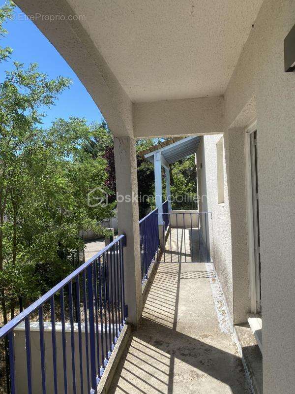 SAINT-CHRISTOL ((84) -  Créez votre T2 sur mesure ! Plateau sous forme d'appartement de 68 m² env. situé au 1er étage avec ascen - photo 18