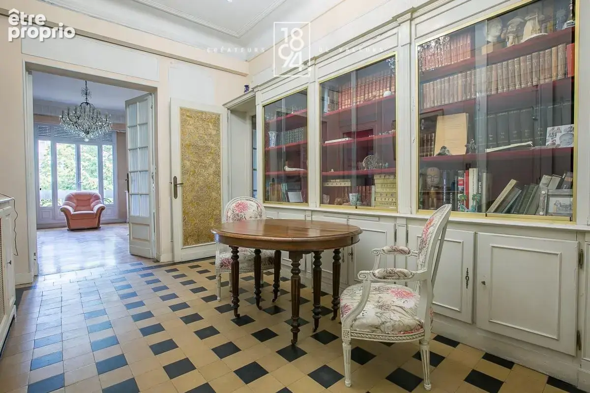 Carré d’Or : Appartement T4 Bourgeois 126m2 avec terrasse, cave et chambre de bonne - photo 1