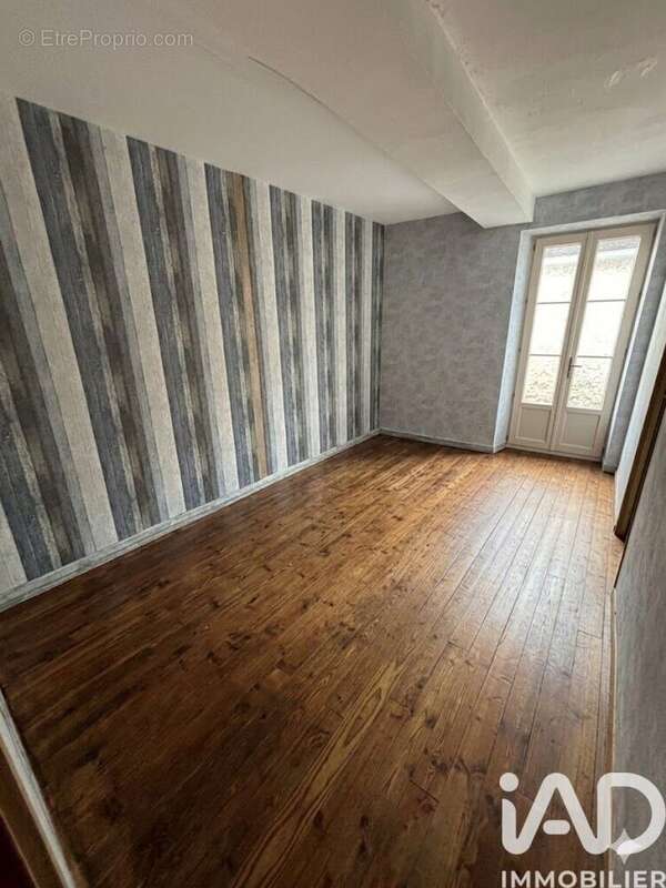 Photo 5 - Maison à SAINT-BRIS-LE-VINEUX