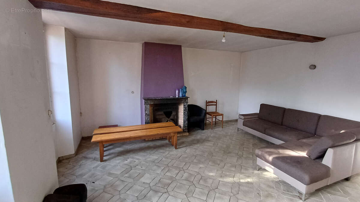 Maison à NOYEN-SUR-SEINE