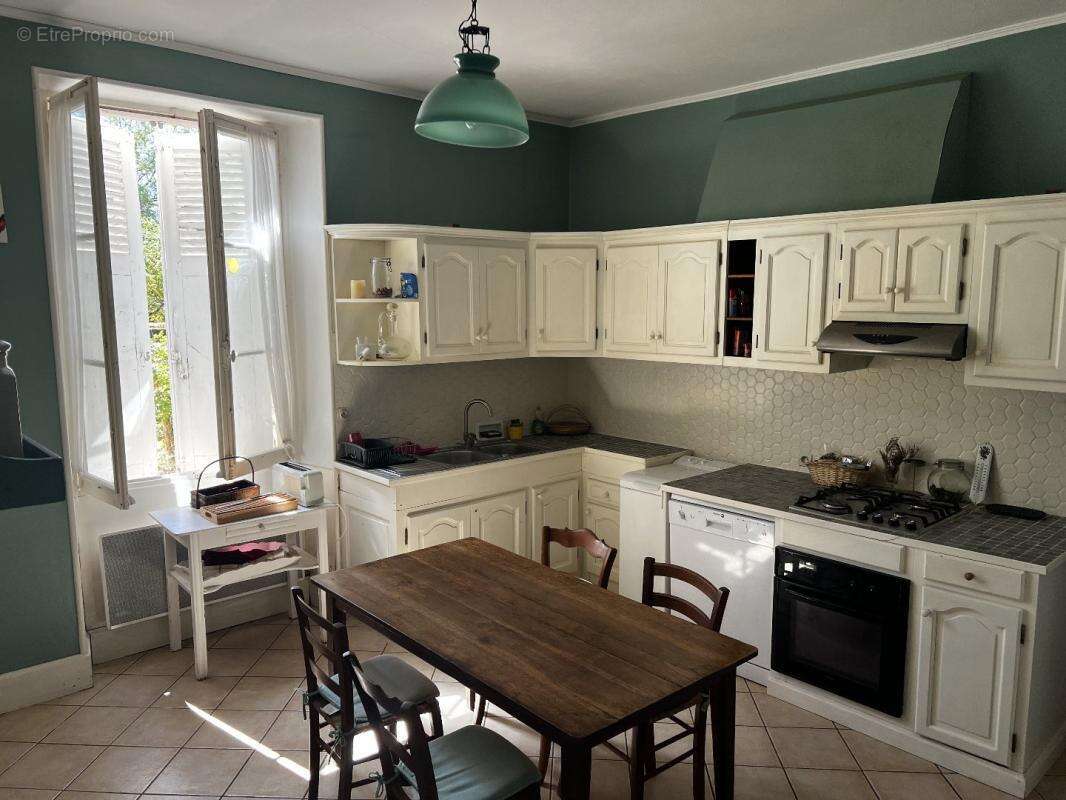 Maison 202 m² à Merigny  - photo 2