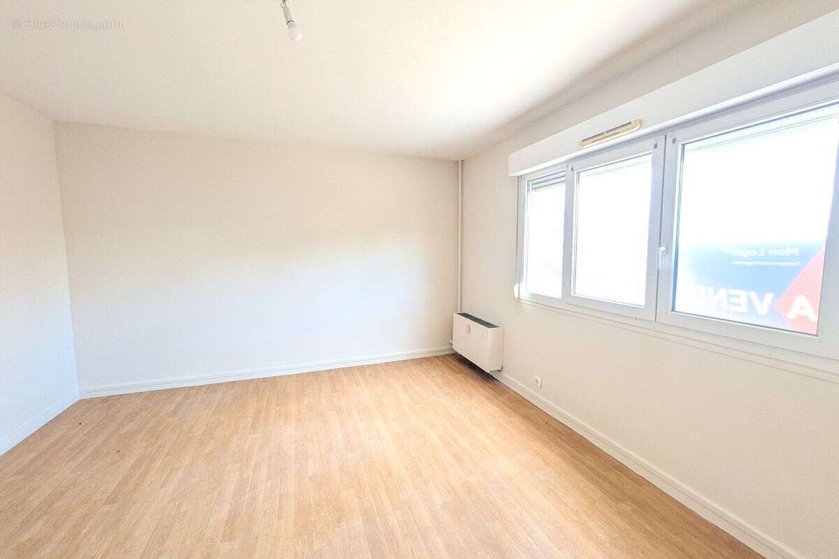 A vendre – pont sur seine - 10 rue de chapon - etage 1 porte n 12 - photo 3