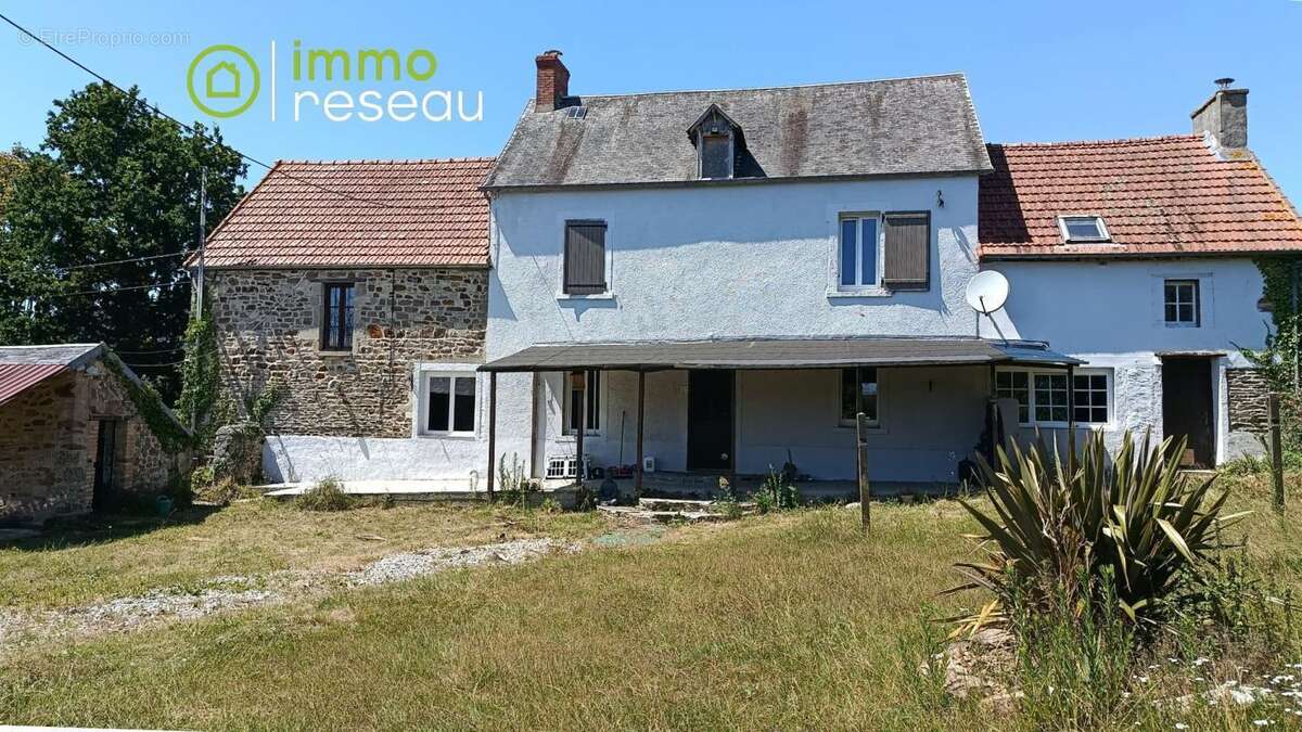 Maison à LE PLESSIS-LASTELLE
