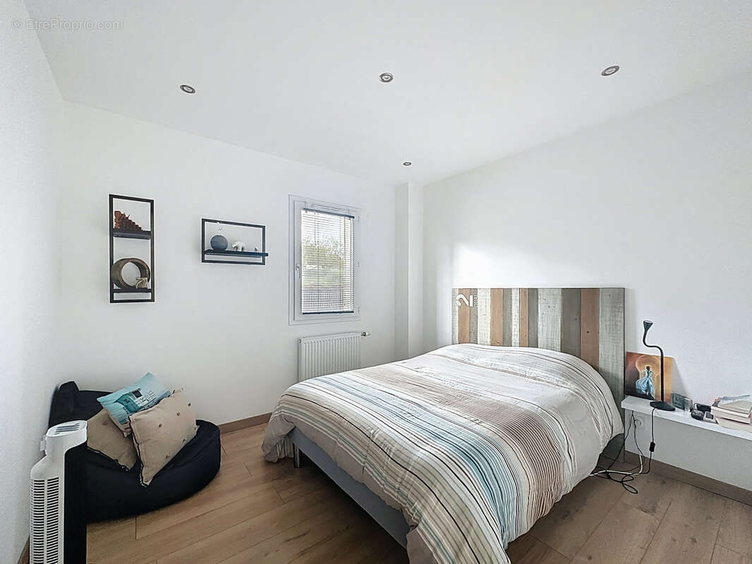 Maison à POLLIONNAY