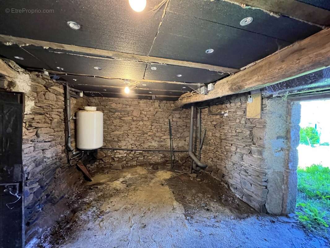 Maison à LACAPELLE-MARIVAL