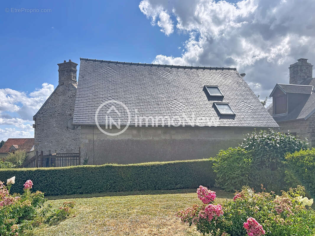 Maison 90 m2 ideal pied a terre sur 184 m2 de terre en plein bourg - photo 10