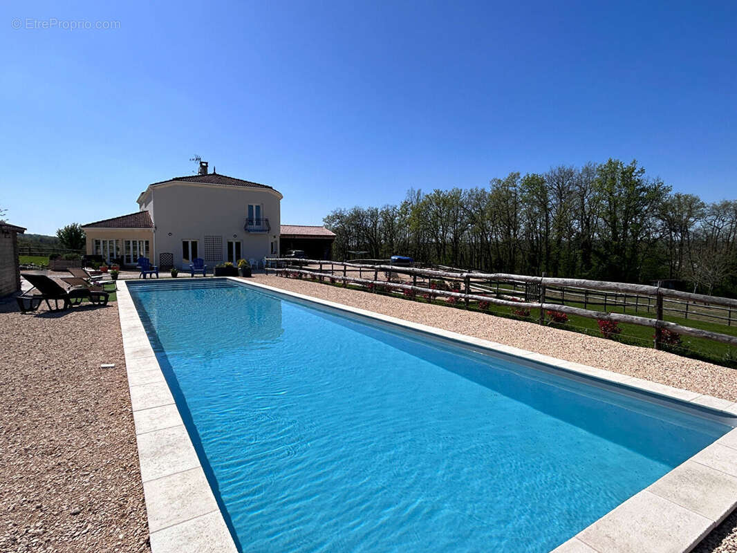 Maison à VILLENEUVE-SUR-LOT