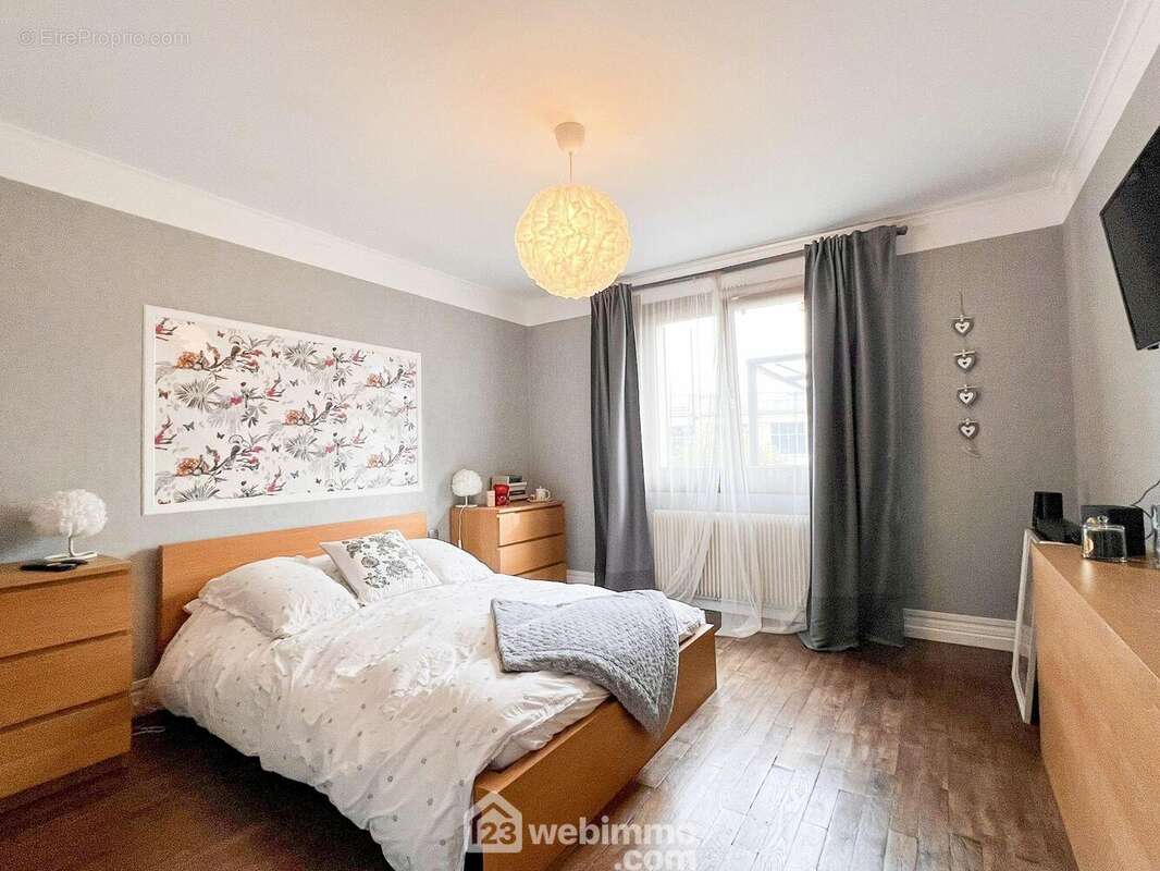 Suite parentale - Maison à THIERVILLE-SUR-MEUSE