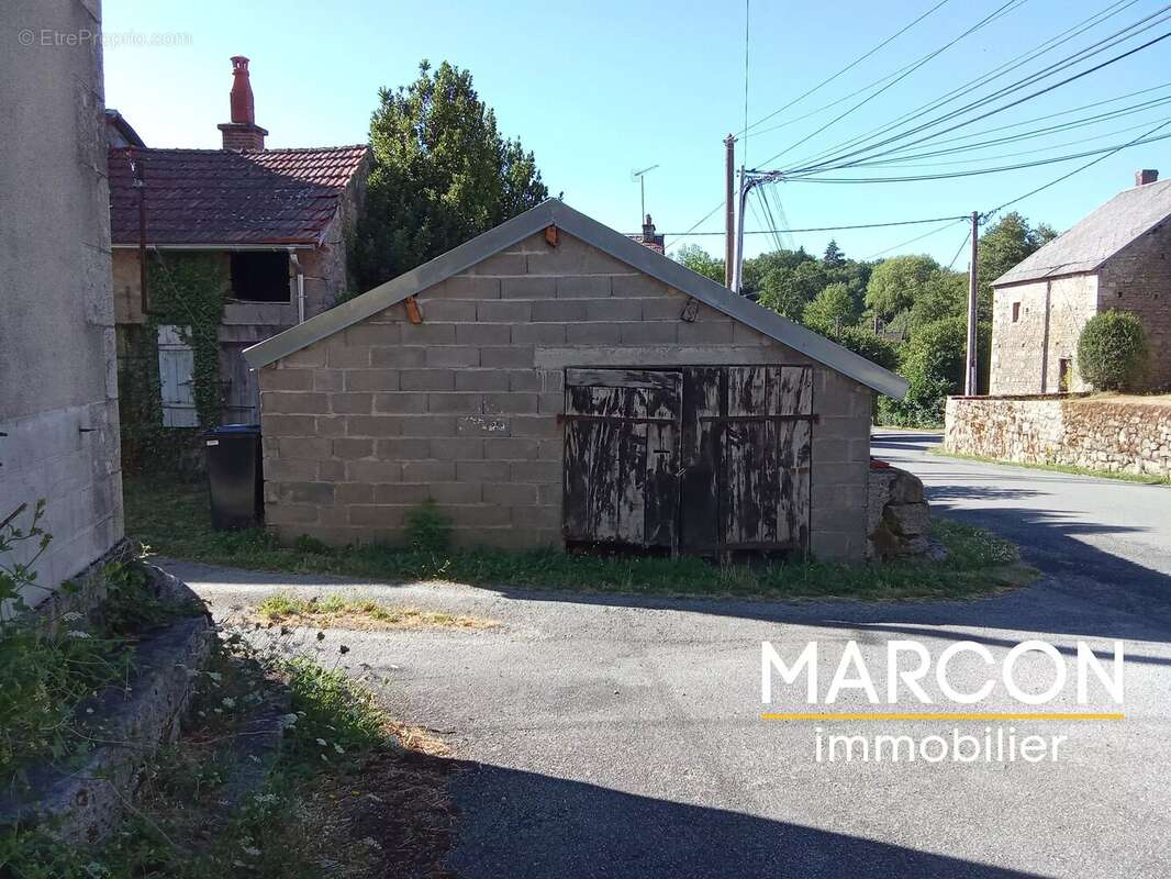 Maison 7 pièces 160 m² à vendre à La Sauniere (23000) - photo 2
