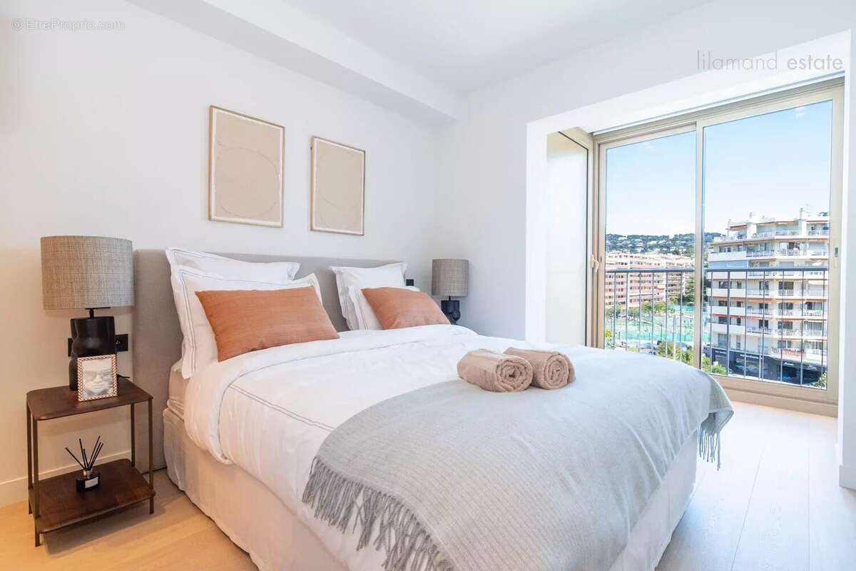 Cannes – Croisette Appartement 3 pièces – Vue mer panoramique - photo 5
