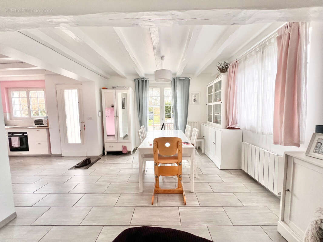 Maison à SAINT-MARTIN-DE-BOSCHERVILLE