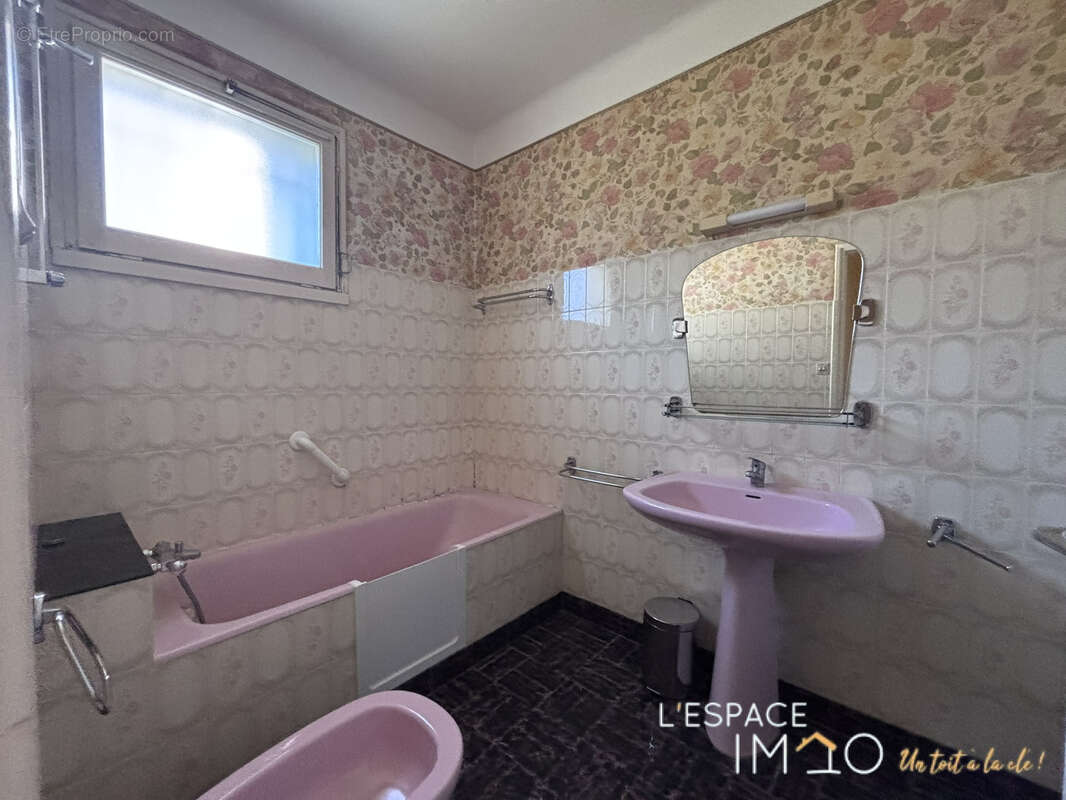 Maison à CABANNES