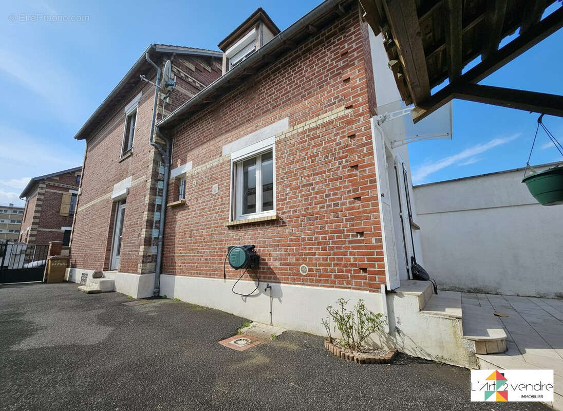 Maison à COMPIEGNE