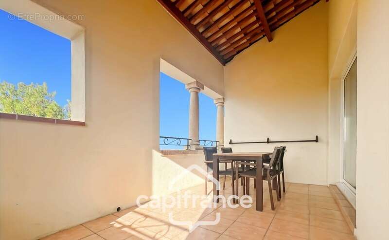 Domaine de Pont royal, spacieux et lumineux appartement de 40 m2,belle vue, localisé en angle, une chambre,  grande loggia terra - photo 29
