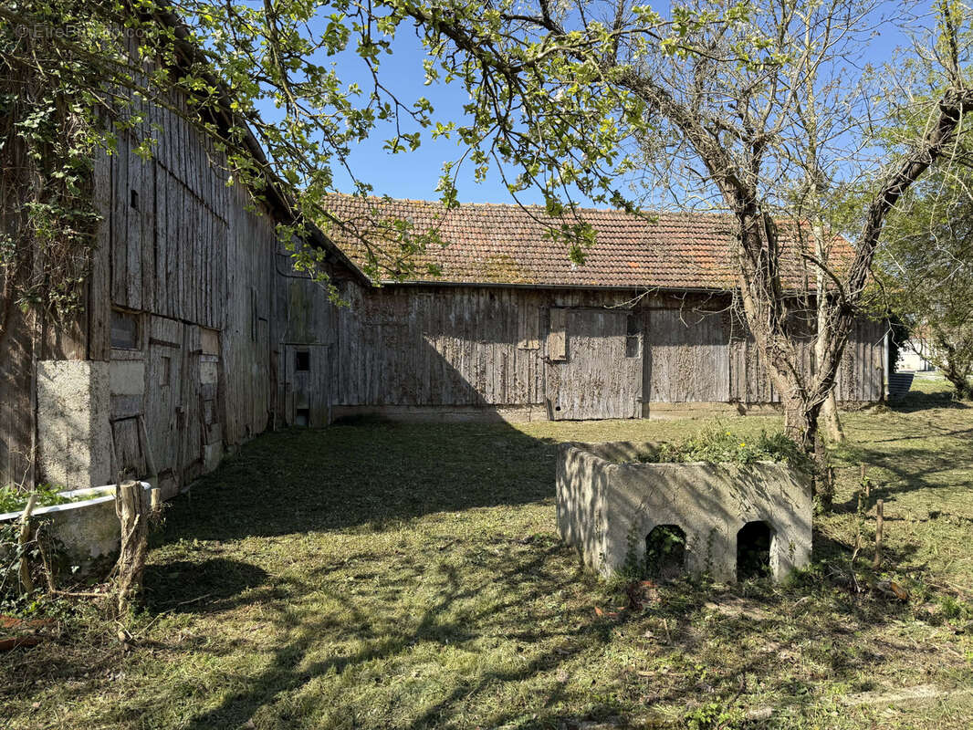 Maison à SAINT-MESMIN
