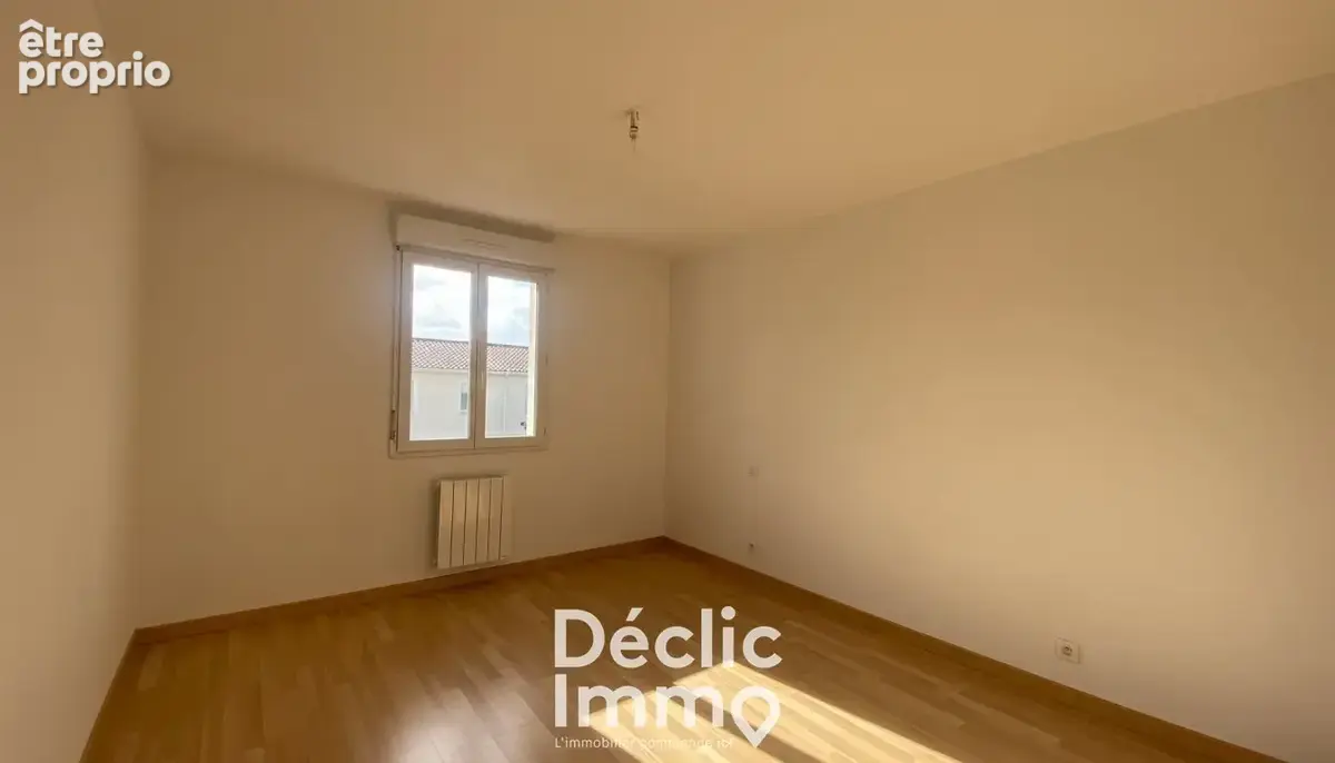 Maison mitoyenne de 92 m², 3 chambres, avec jardin clos - photo 7