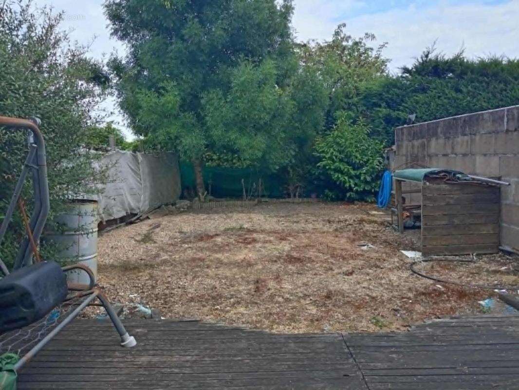 Maison à SAINT-DENIS-DU-PIN