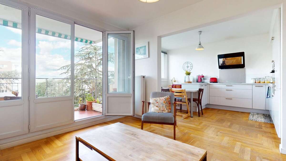 Appartement à LYON-5E