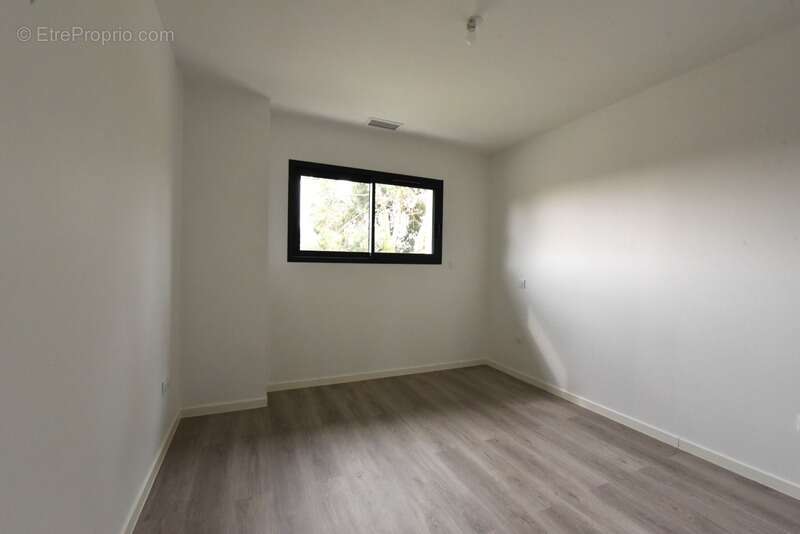 Maison à BRUGUIERES